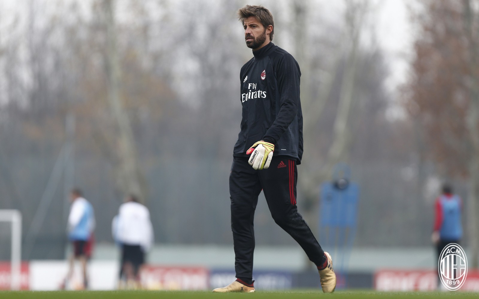AC Milan tập luyện - Bóng Đá