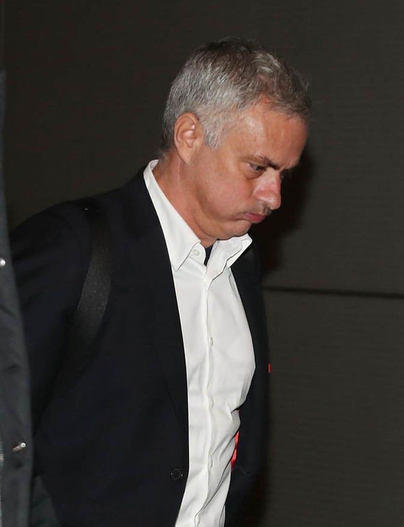 Woodward và Mourinho ở sân bay - Bóng Đá