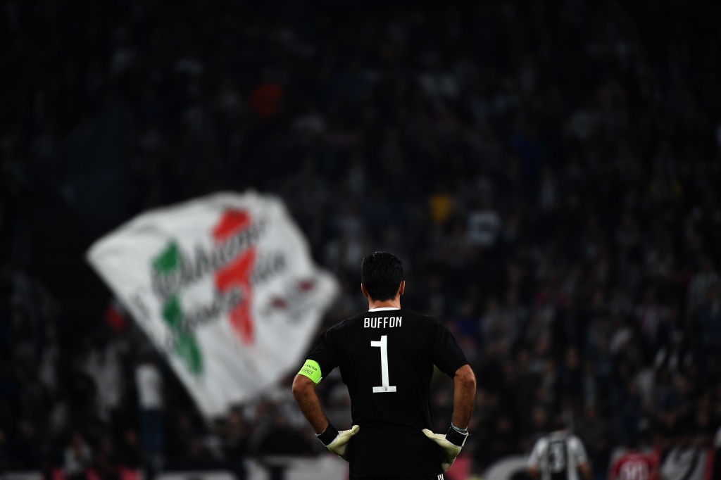 Pogba đổi tóc flash - Bóng Đá