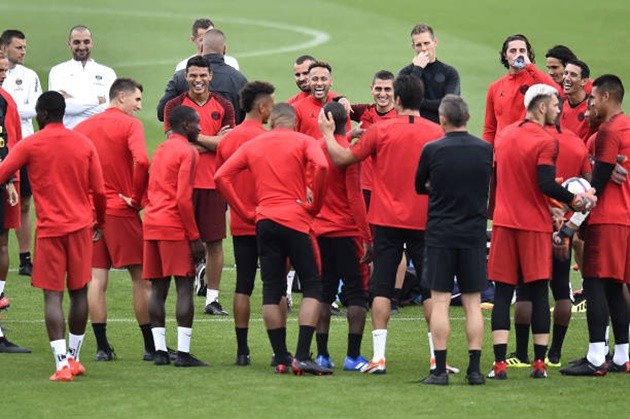 PSG tập  - Bóng Đá