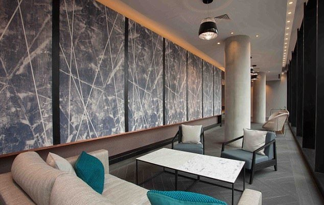 Đột nhập cuộc sống như ông hoàng của Pep Guardiola - Bóng Đá