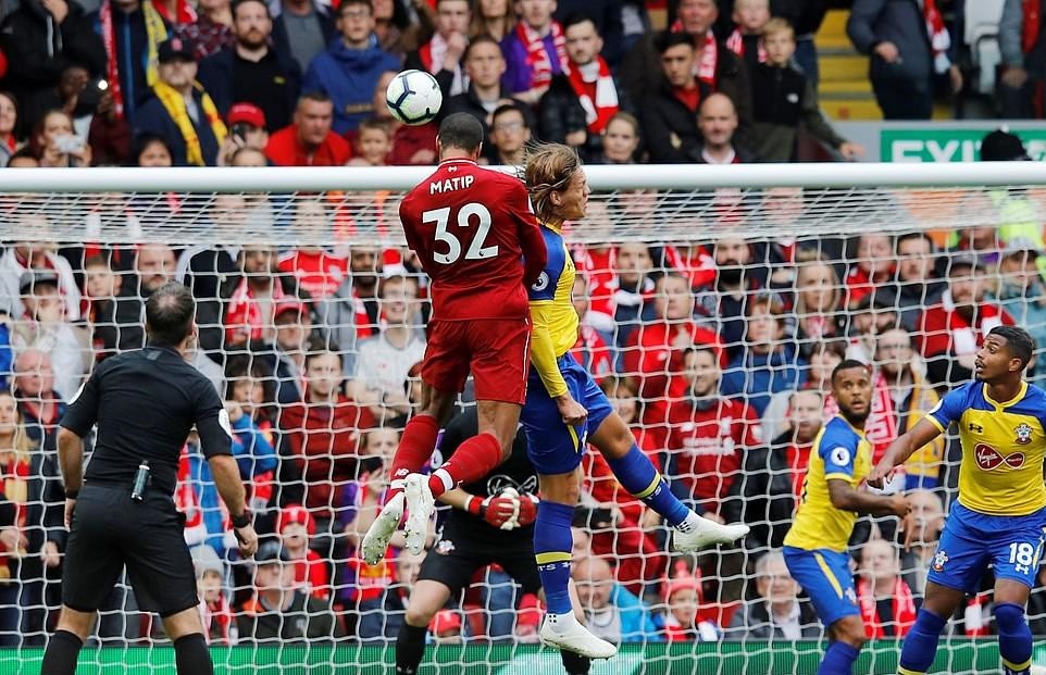 De Bruyne trở thành người kiến tạo đều đặn nhất lịch sử Ngoại hạng Anh - Bóng Đá