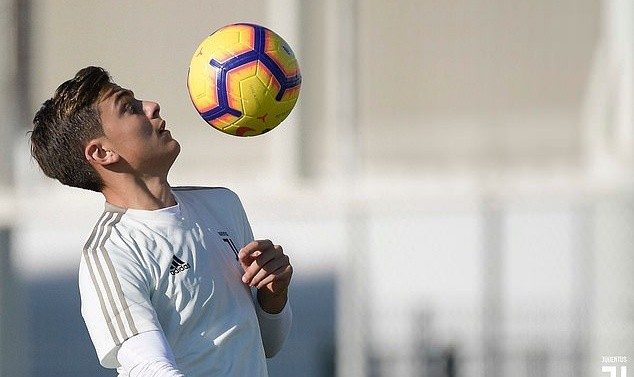 Ronaldo làm gì khi 