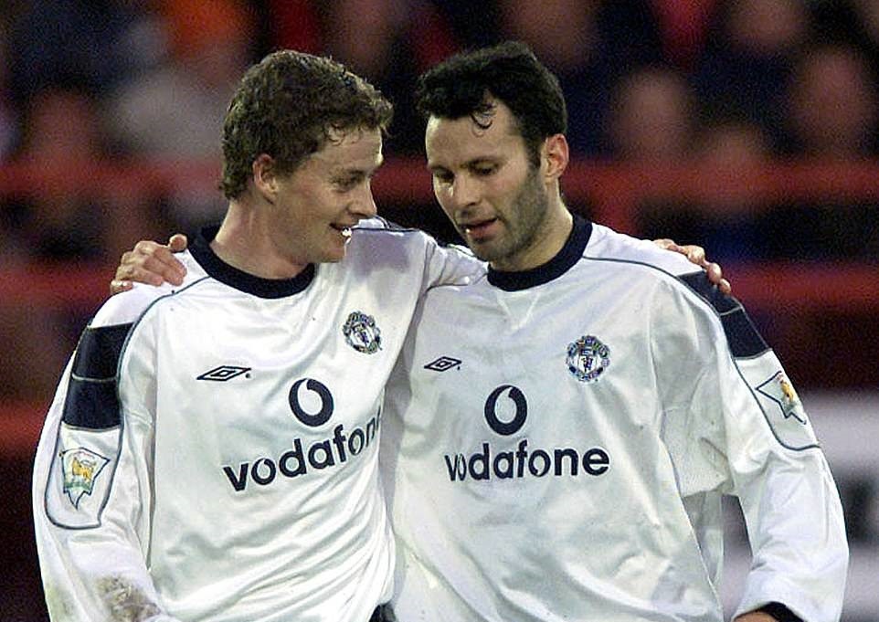 Giggs: Solskjaer cần Top 4 để giữ ghế - Bóng Đá