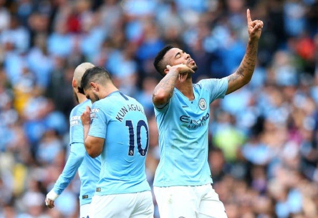 5 điểm nhấn Man City 6-1 Huddersfield: Aguero đi vào lịch sử, Ederson vô giá - Bóng Đá