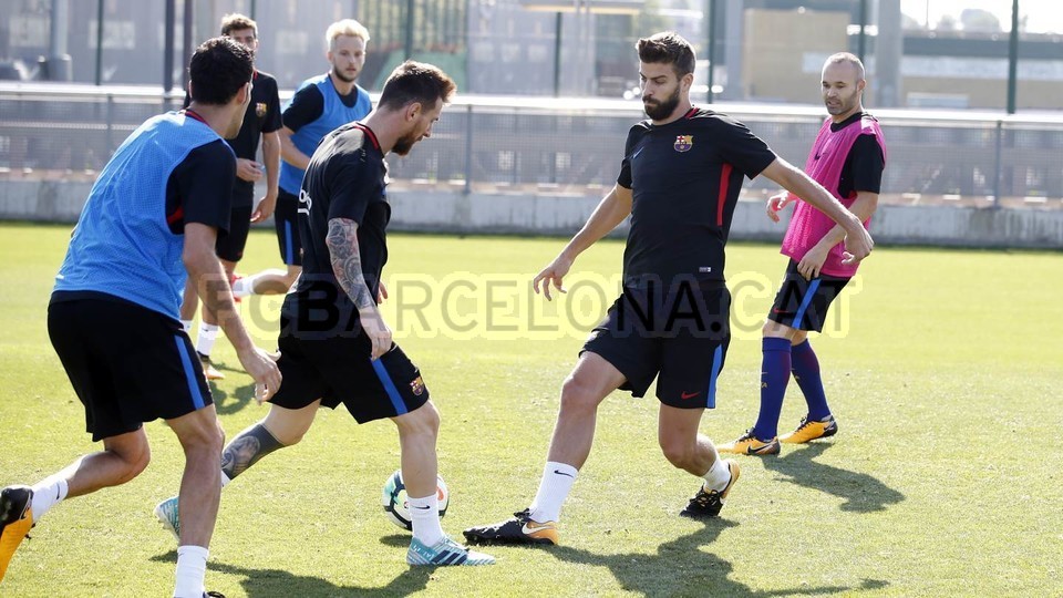 barca tập luyện - Bóng Đá