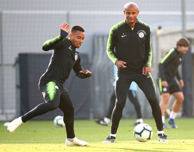 Đấu Tottenham, Sarri tin tưởng sao trẻ 18 tuổi sau 