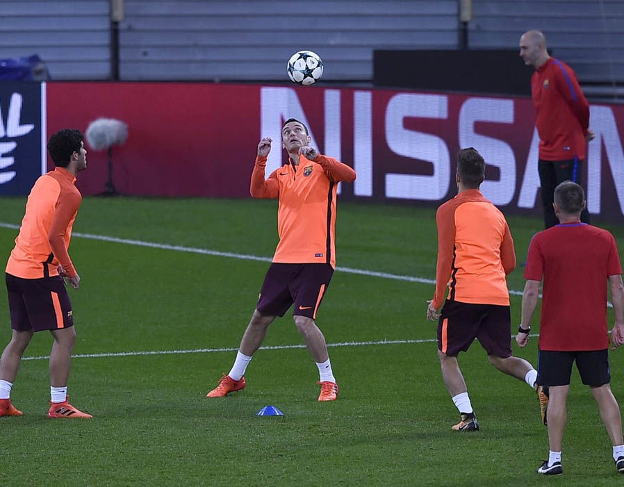 Ronaldo cúi gằm mặt sau trận hòa như thua trước Athletic Bilbao - Bóng Đá