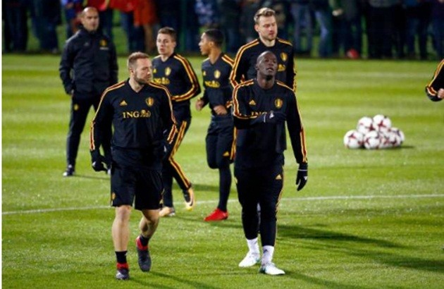 Lukaku tập đêm, quyết lấy lại niềm tin từ NHM - Bóng Đá