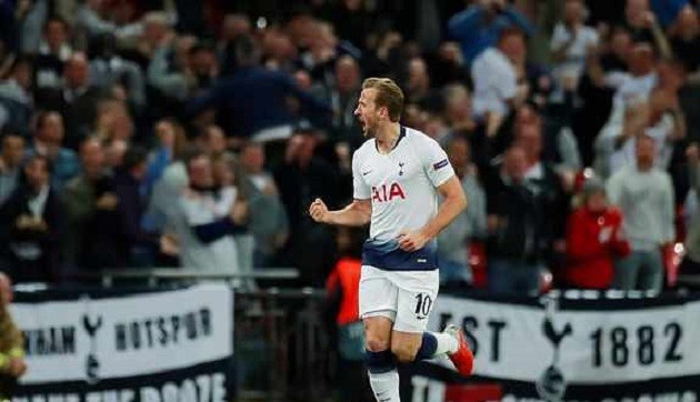 Chấm điểm Chelsea: Willian gánh đội, Higuain ra mắt không như mong đợi - Bóng Đá