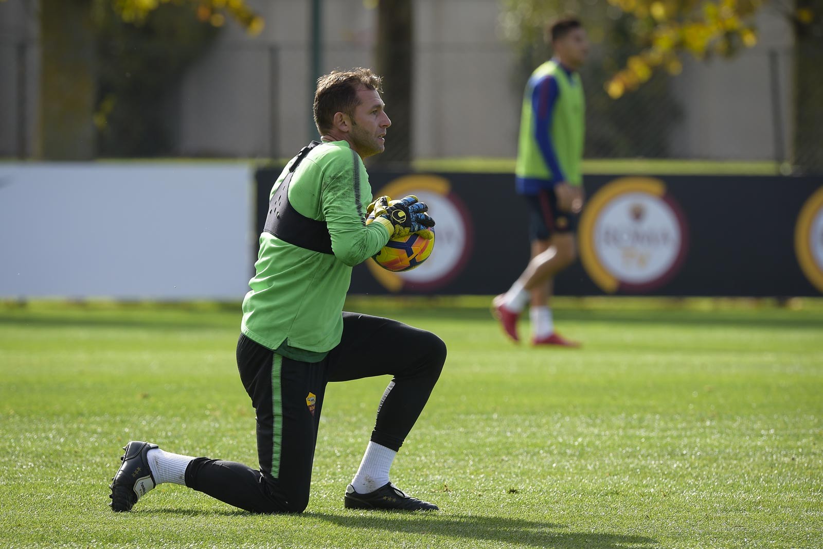 AS Roma tập luyện - Bóng Đá