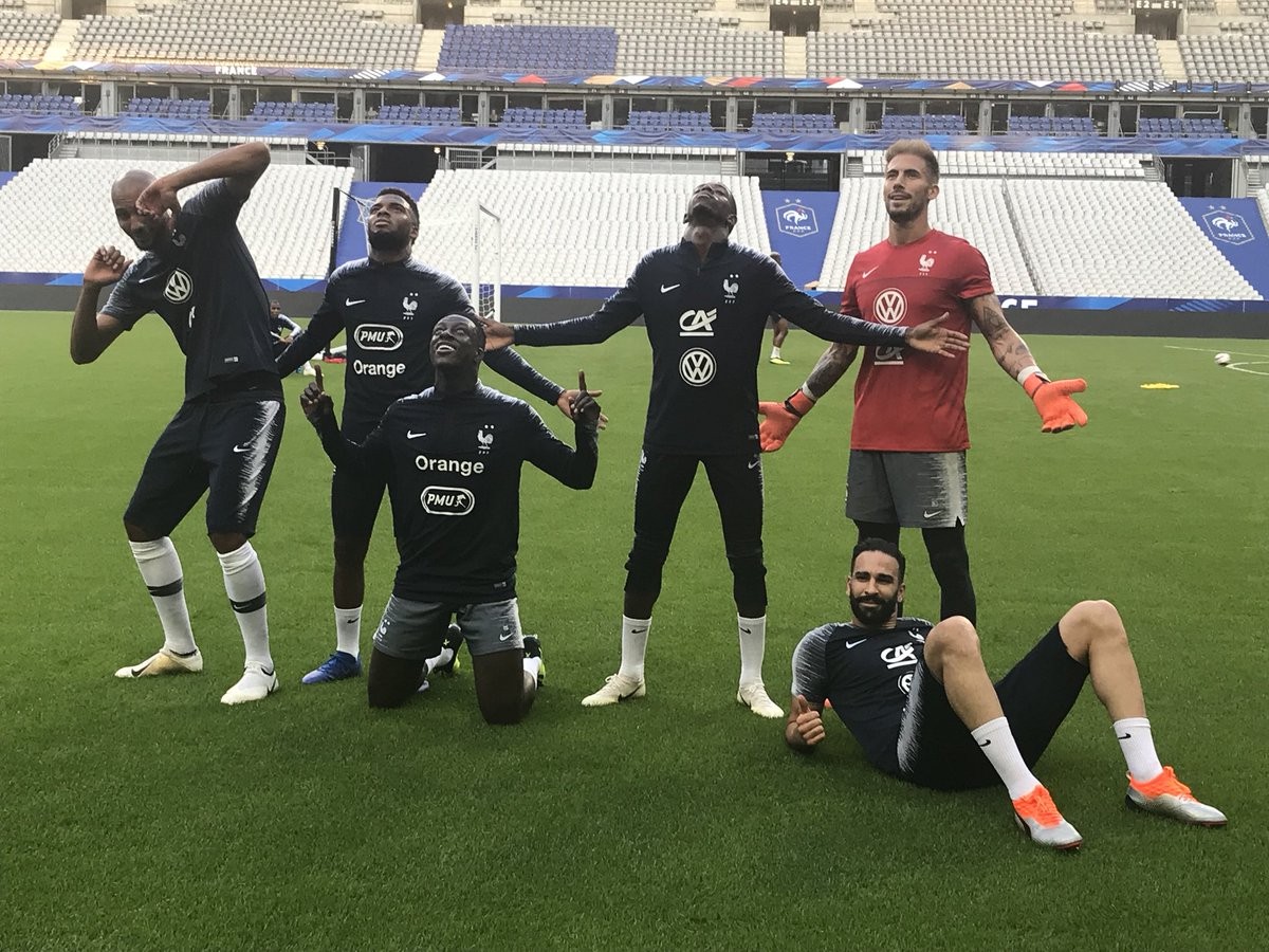 Arsenal tập  - Bóng Đá