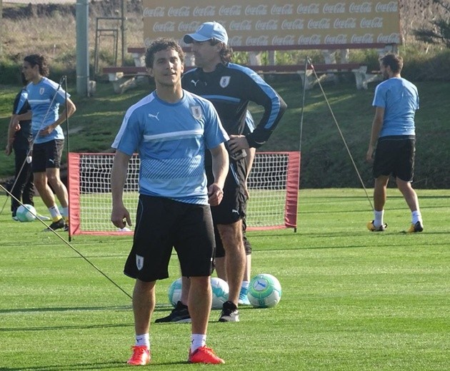 Uruguay căng thẳng trước trận đấu sinh tử với Argentina - Bóng Đá