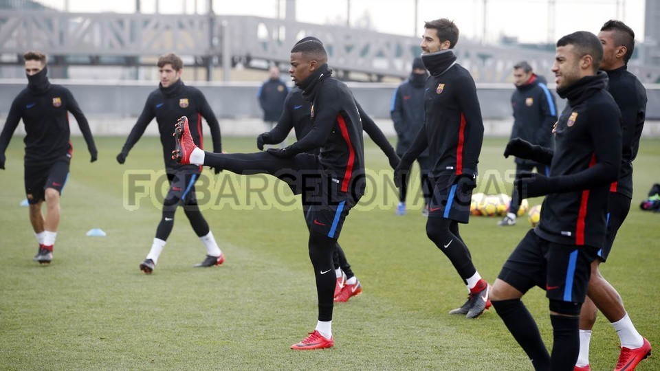 barca tập luyện - Bóng Đá