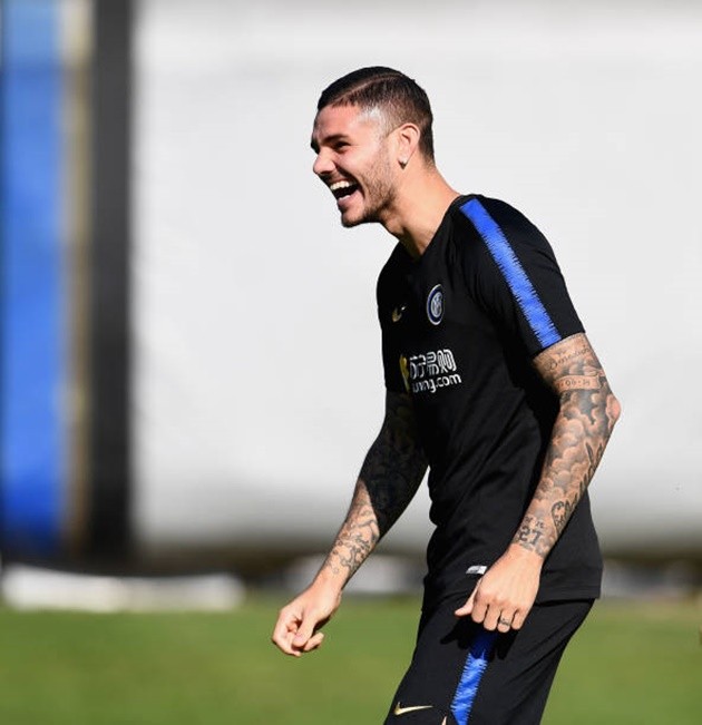 Dàn sao Inter Milan phấn khởi tột độ khi được huyền thoại ghé thăm - Bóng Đá