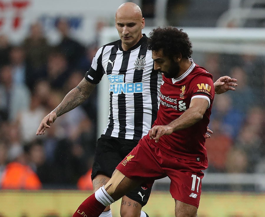 10 cuộc đối đầu bị thẻ đỏ nhiều nhất Ngoại hạng Anh - Bóng Đá