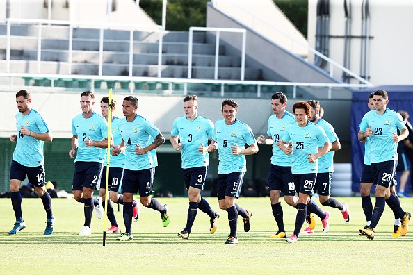 Cựu sao Everton căng thẳng trước giờ giành vé đến Nga - Bóng Đá