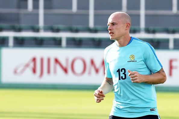 Cựu sao Everton căng thẳng trước giờ giành vé đến Nga - Bóng Đá