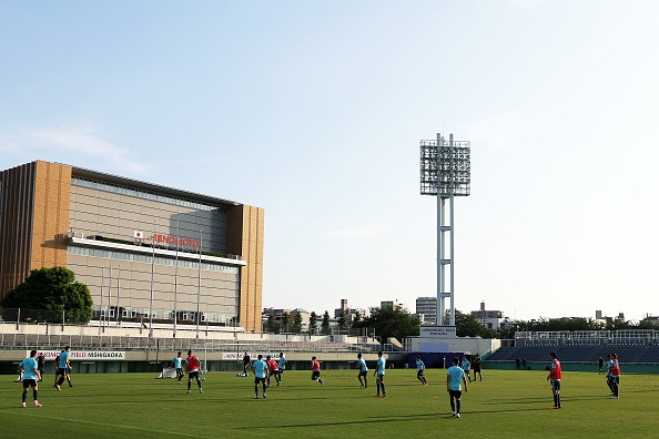 Cựu sao Everton căng thẳng trước giờ giành vé đến Nga - Bóng Đá