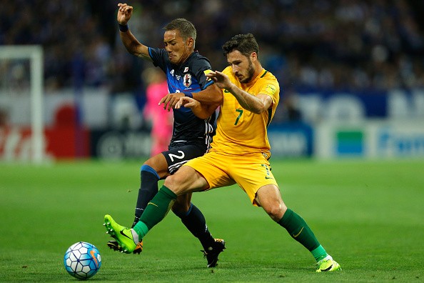 Nhật Bản 2-0 Australia: Người lên đỉnh, kẻ xuống vực sâu - Bóng Đá