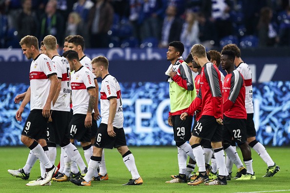 Schalke 3-1 Stuttgart: Hoàng đế xanh cho Thiên nga phơi xác - Bóng Đá