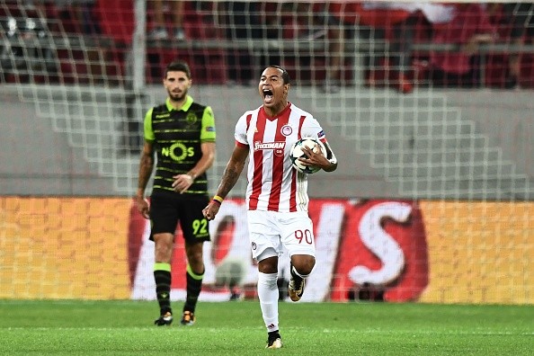 Olympiacos 2-3 Sporting CP: Suýt chết vì chủ quan - Bóng Đá