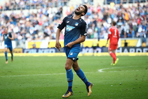 Đánh bại 'Hoàng đế xanh', Hoffenheim vươn lên ngôi đầu Bundesliga - Bóng Đá