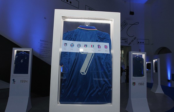 ảnh italia ra mắt logo mới - Bóng Đá