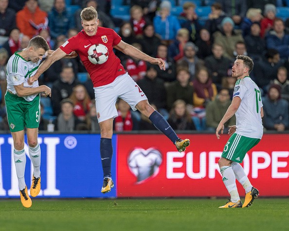 Thua vừa đủ Na Uy, cựu sao Man United cùng đồng đội có vé play-off - Bóng Đá