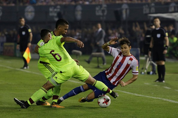 Paraguay đá ngu mất vé World Cup - Bóng Đá