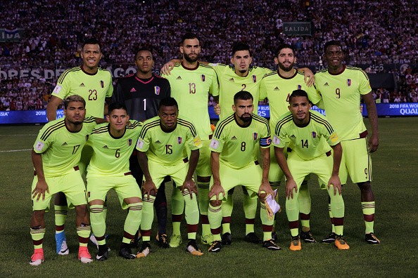 Paraguay đá ngu mất vé World Cup - Bóng Đá