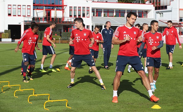 ảnh Bayern tập luyện - Bóng Đá