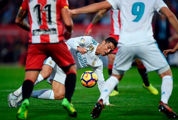 Ronaldo chìm vào bóng tối trong ngày Real thất bại - Bóng Đá