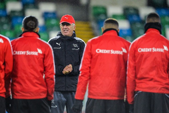 HLV Thụy Sỹ lo âu ra mặt trước giờ quyết đấu Bắc Ireland - Bóng Đá
