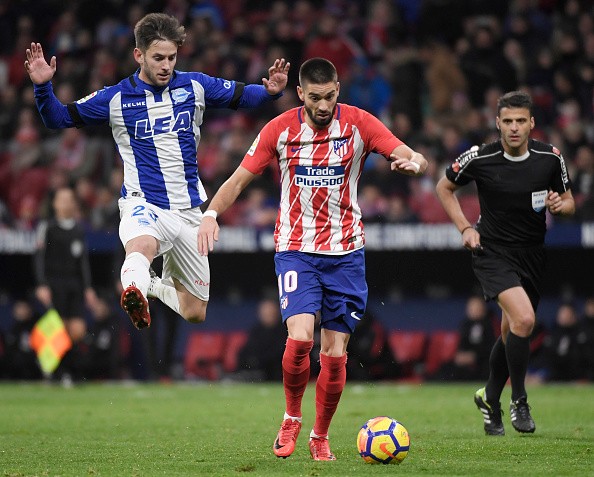 Torres 'giải cứu', Atletico phả hơi nóng vào Barca - Bóng Đá