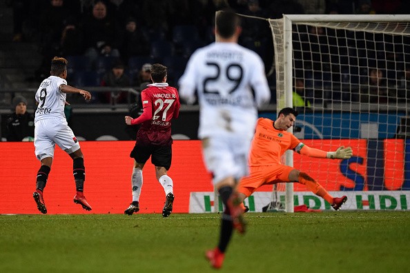 Leverkusen vươn lên ngôi nhì Bundesliga - Bóng Đá