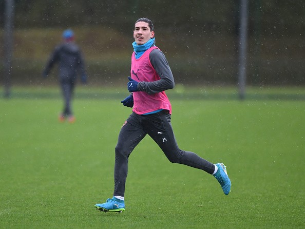 Arsenal tập luyện - Bóng Đá