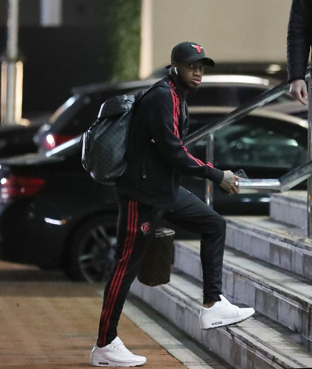 Man Utd đến Lowry - Bóng Đá