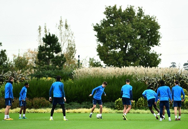 Sợ ngồi dự bị, Dembele lao đầu vào tập luyện  - Bóng Đá