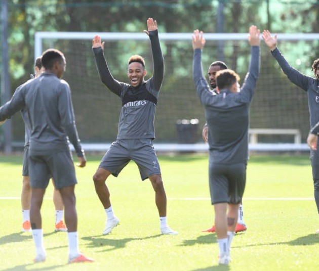 Bỏ rơi Ramsey, Emery quyết tâm đào tạo Torreira thành tài - Bóng Đá