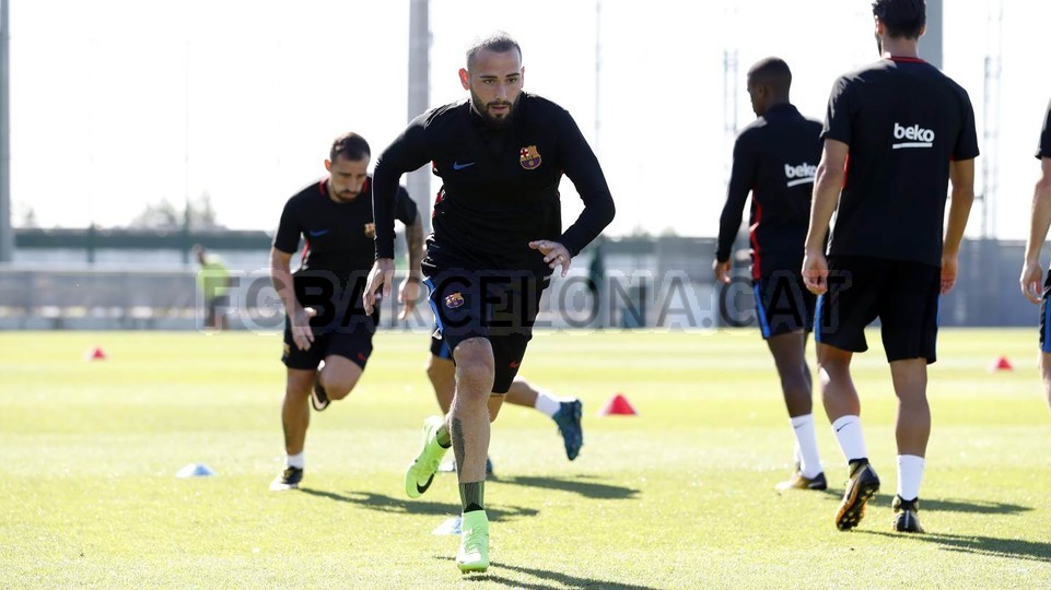 barca tập luyện - Bóng Đá