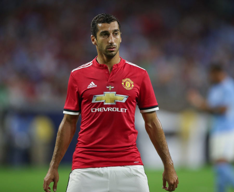 Ibrahimovic trở lại, đội hình của M.U khiến cả Ngoại hạng Anh khiếp đảm - Bóng Đá