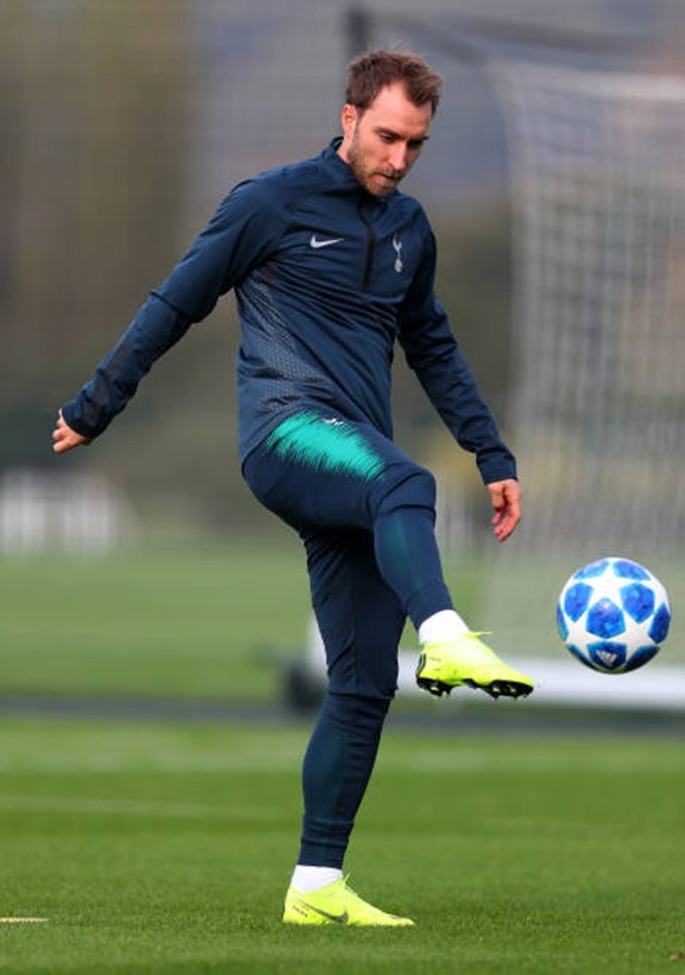 Tottenham tập  - Bóng Đá