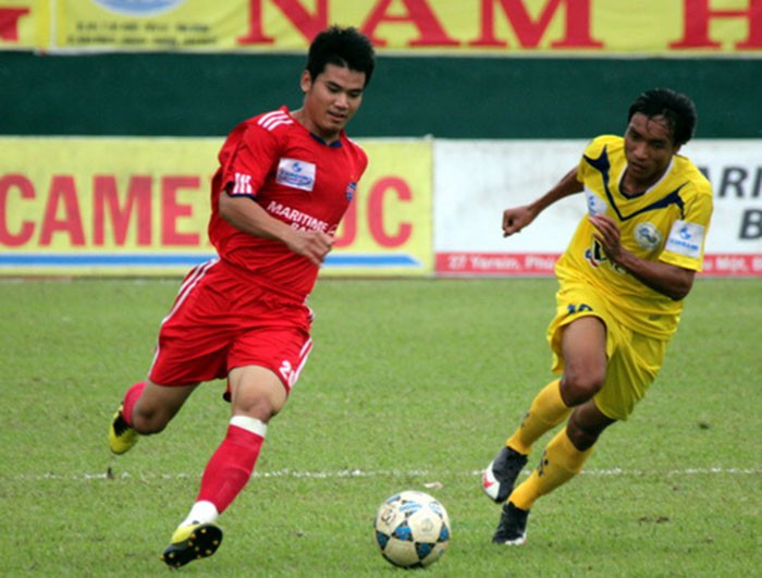 Nhà vô địch AFF Cup 2008 giã từ sự nghiệp với món quà chia tay ngọt ngào - Bóng Đá