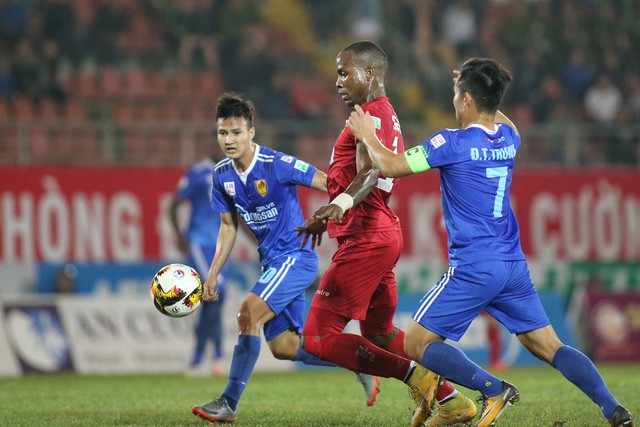 CHÍNH THỨC: Trò cưng Miura đầu quân cho nhà vô địch V-League 2017 (Thanh Hiền) - Bóng Đá