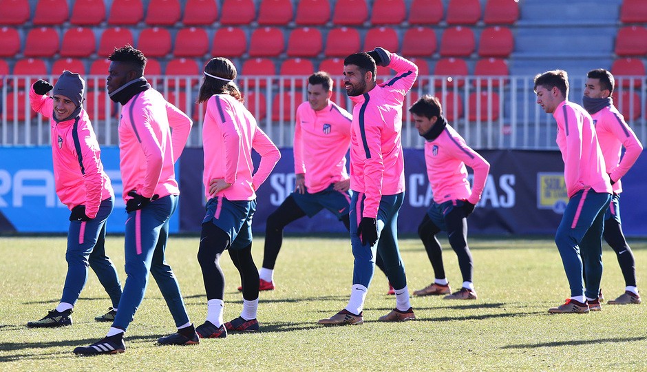 Trước thời khắc quyết định, Atletico tin vào màu hồng - Bóng Đá