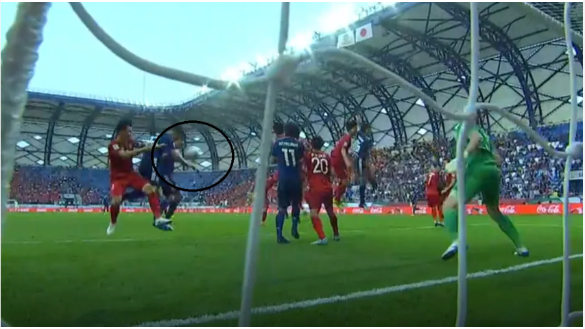 Báo châu Á: Việt Nam hãy gửi đến công nghệ VAR lời cảm ơn (Fox Sports) - Bóng Đá