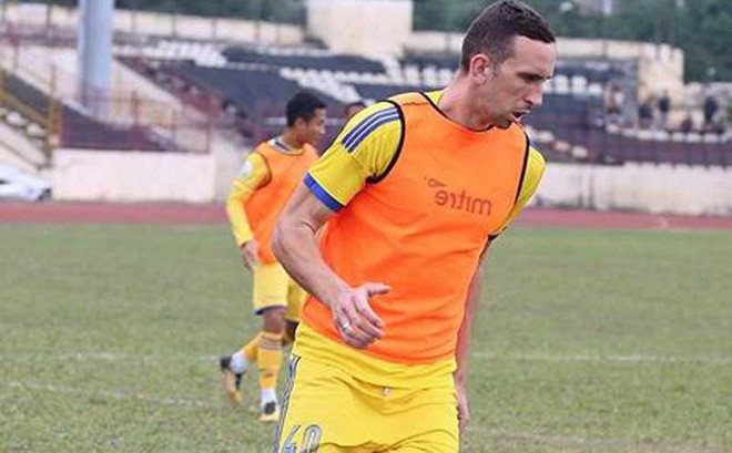 Tìm người thay Quế Ngọc Hải, SLNA đón tân binh cao 1m91 - Bóng Đá