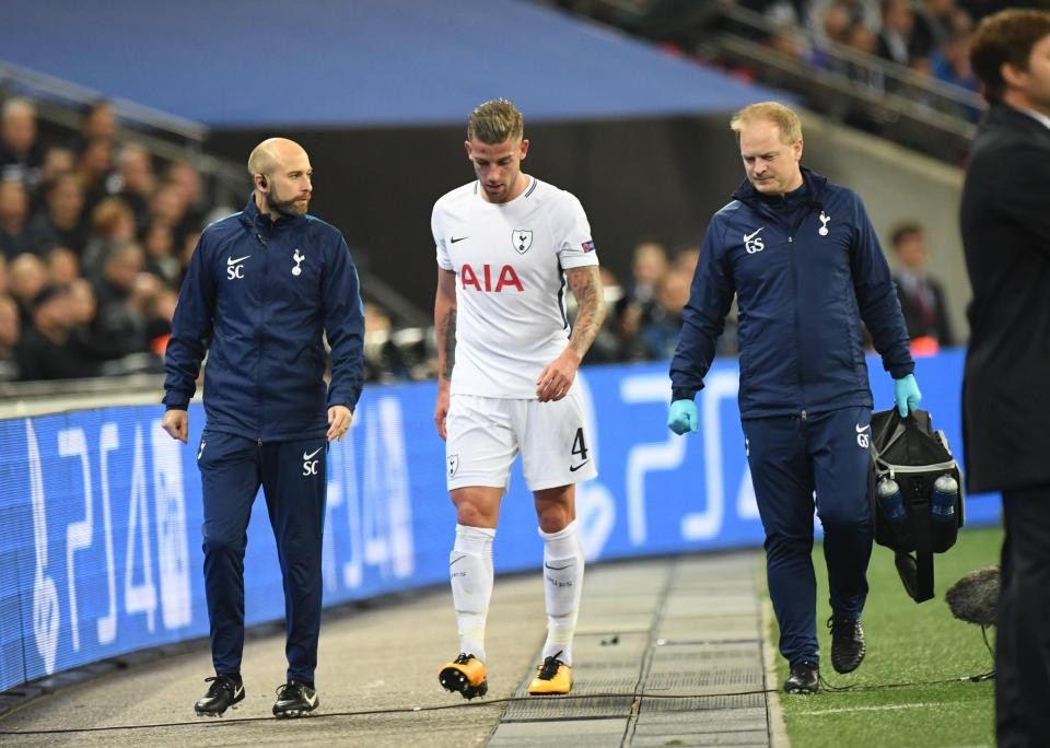 Trụ cột nghỉ hết năm, Pochettino đứng ngồi không yên - Bóng Đá