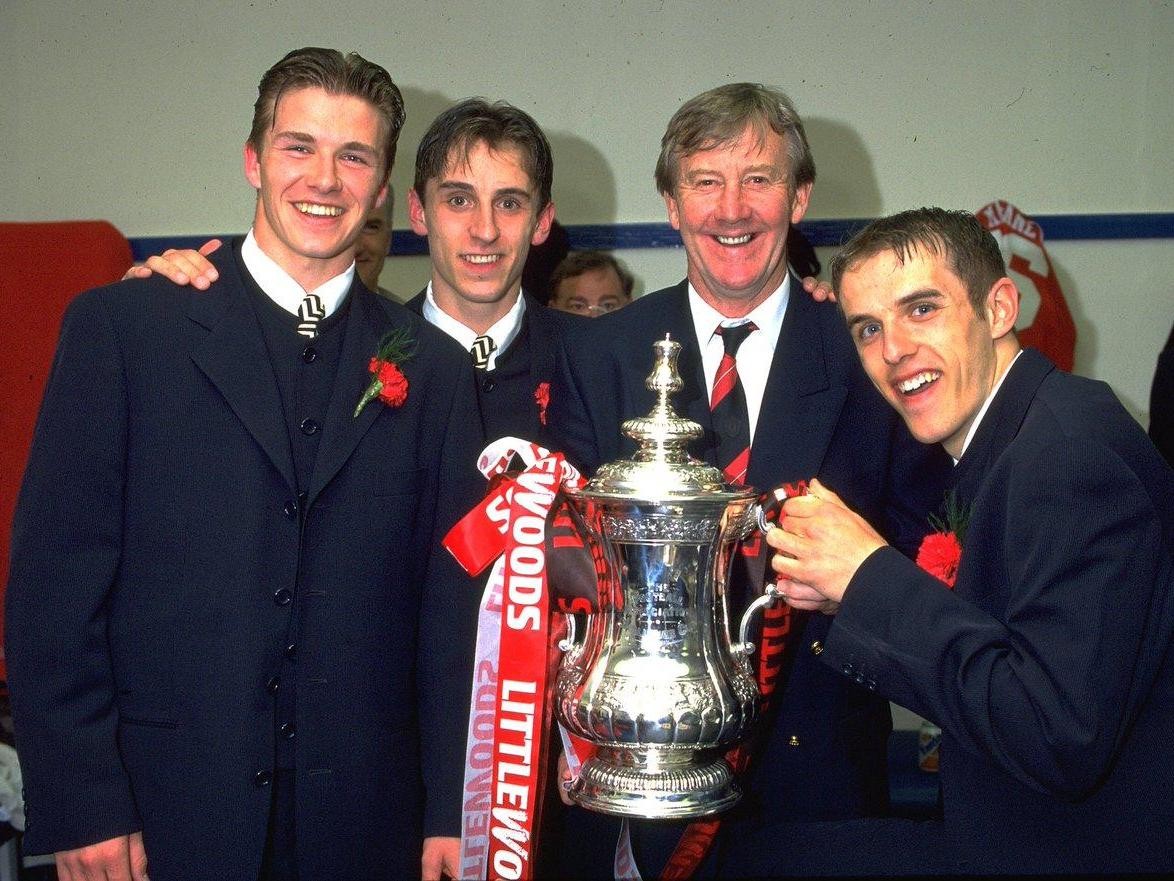 phil neville tri ân - Bóng Đá